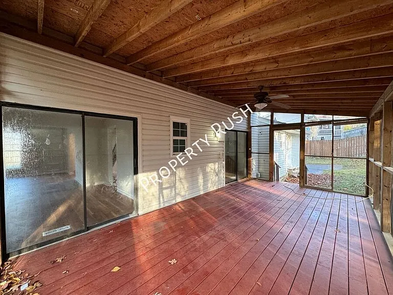 2945 Old Britain Cir — Photo 39