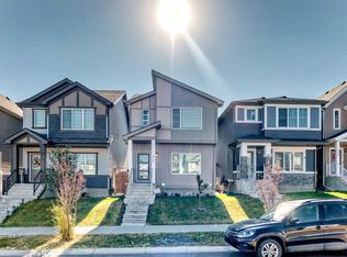 215 N 148th Ave NW, Calgary, AB T3P1N1