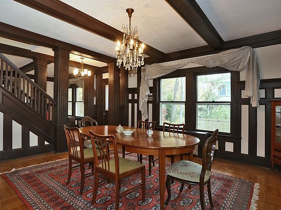 Dining Room to Foyer