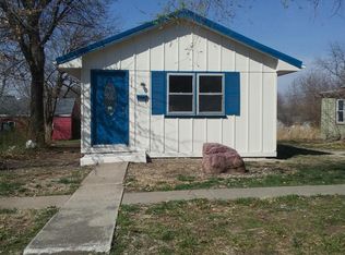 308 W Broadway St, Higginsville, MO 64037