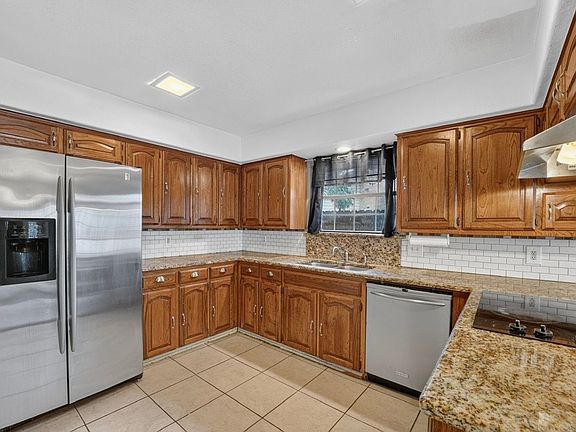 4th image of 2351 Jenson Ct