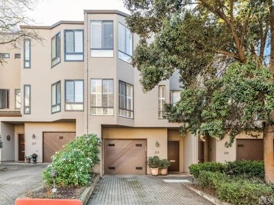 235 N Lake Merced Hls, San Francisco, CA, 94132