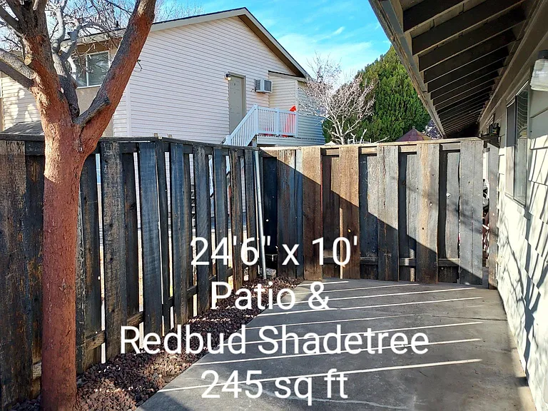 1915 Hoxie Ave #A — Photo 16