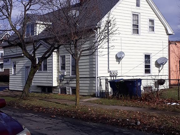 4th image of 1503 E Delavan Ave