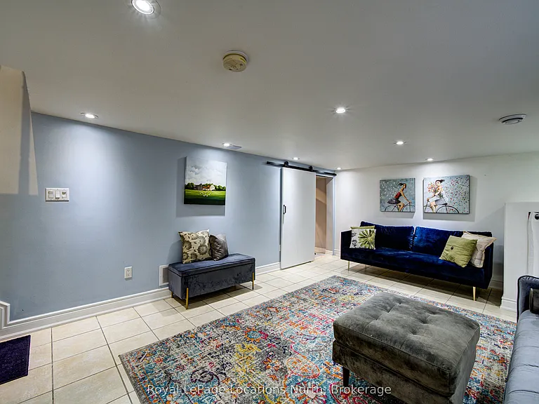2 Maplewood Dr — Photo 26