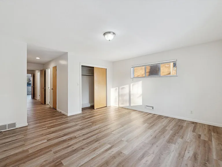 4021 Hillandale — Photo 22