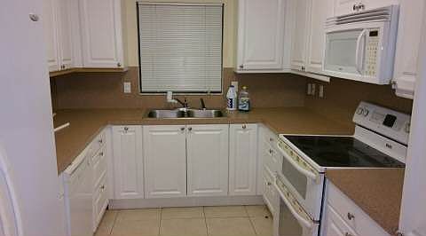 4th image of 1638 Sylvan Cir
