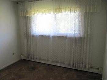 3rd image of 200 Willow Ln APT 204