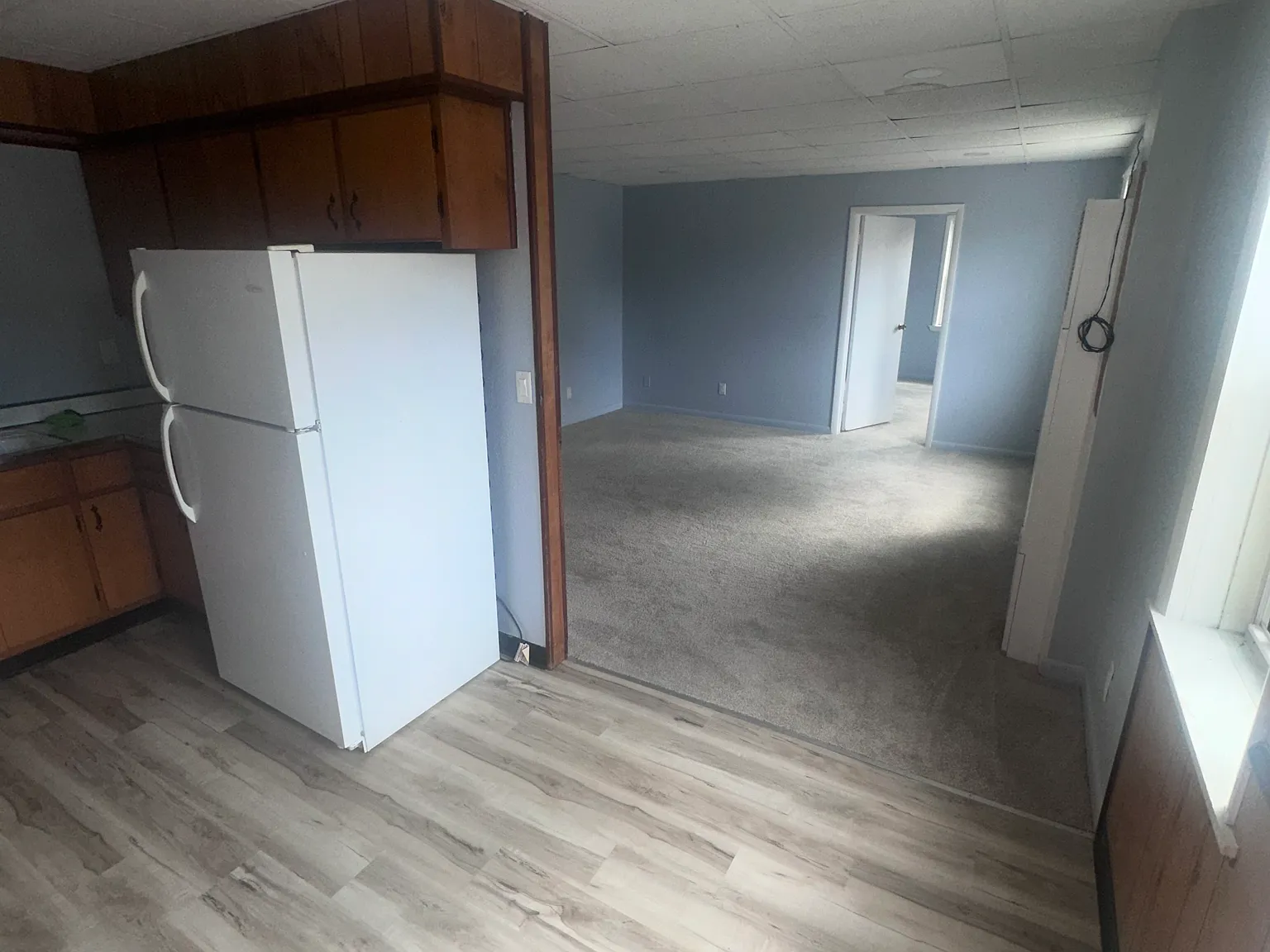 204 W Washington st apt 2 — Photo 2