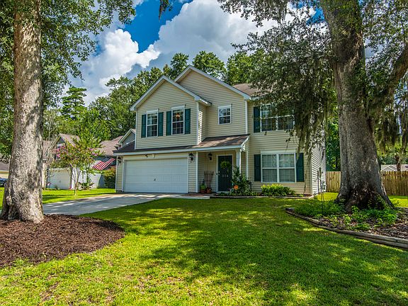 2nd image of 314 Arbor Oaks Dr