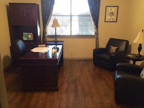 5th image of 1308 Maiden Ct