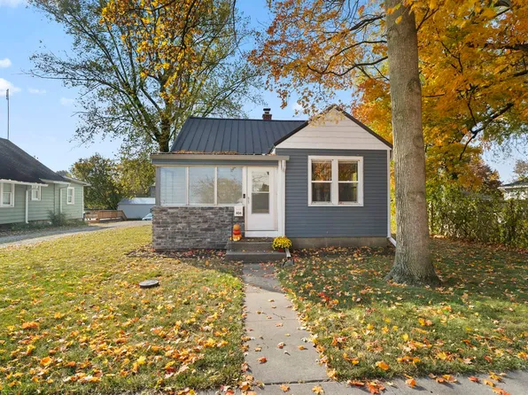 406 E Market St, Columbia City, IN 46725