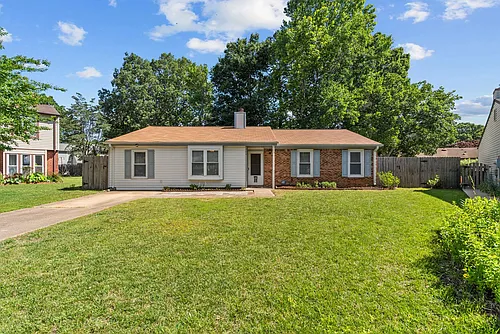 904 Scarlet Oak Ct N Photo 1