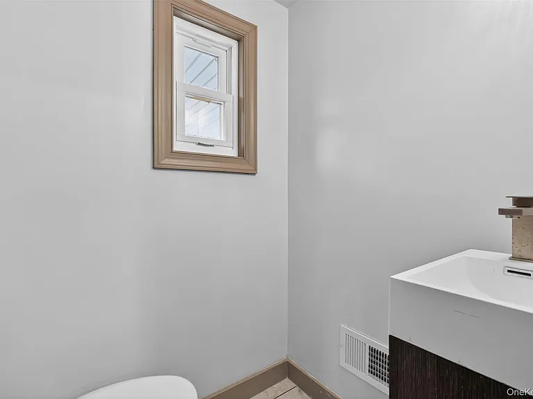62 Poplar St — Photo 20