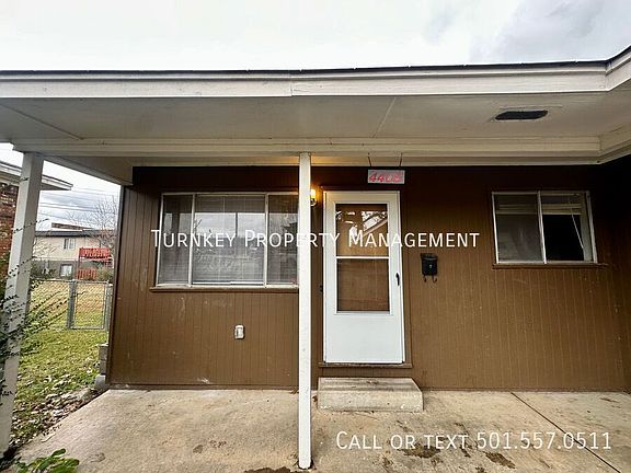 2nd image of 4405 Lynn Ln