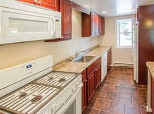 110 East Ave #A, Saratoga Springs, NY 12866