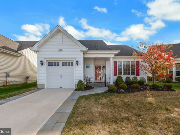 17 Hastings Ave, Medford, NJ 08055