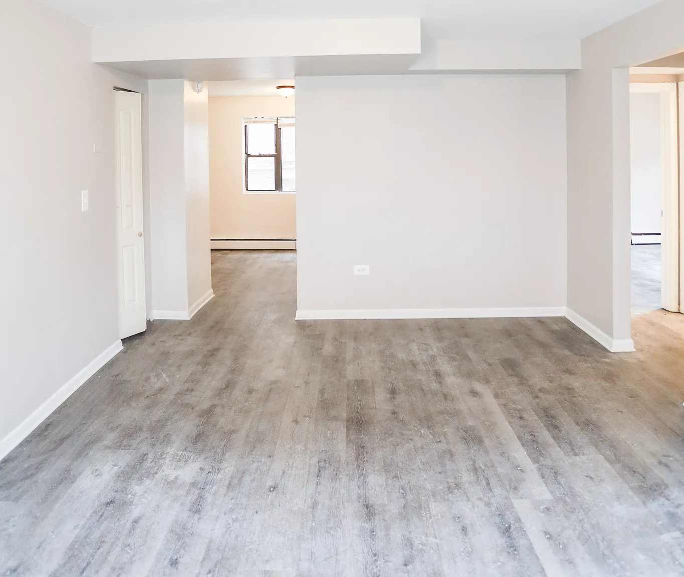 1654 W Pratt Blvd — Photo 4
