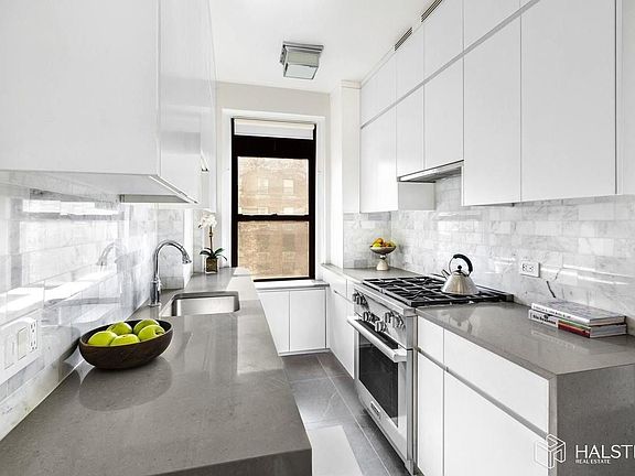 2nd image of 522 W End Ave APT 11C