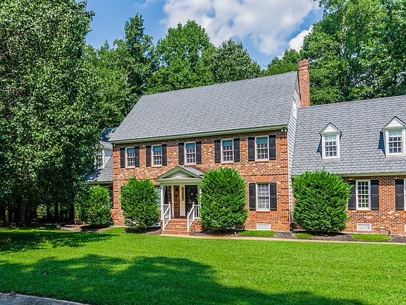 4th image of 2709 Stemwell Blvd