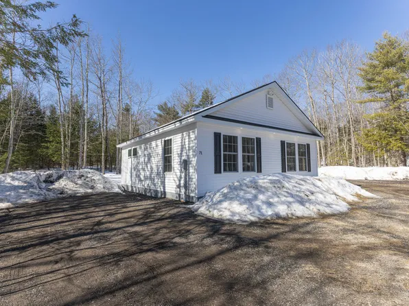 71 Chicopee Road, Standish, ME 04084