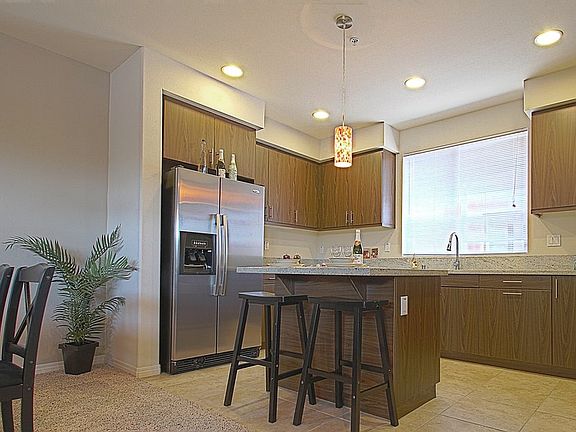 Stainless steel appliances (refrigerator not included)