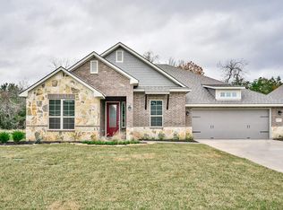 1813 Basin Trl, Brenham, TX 77833