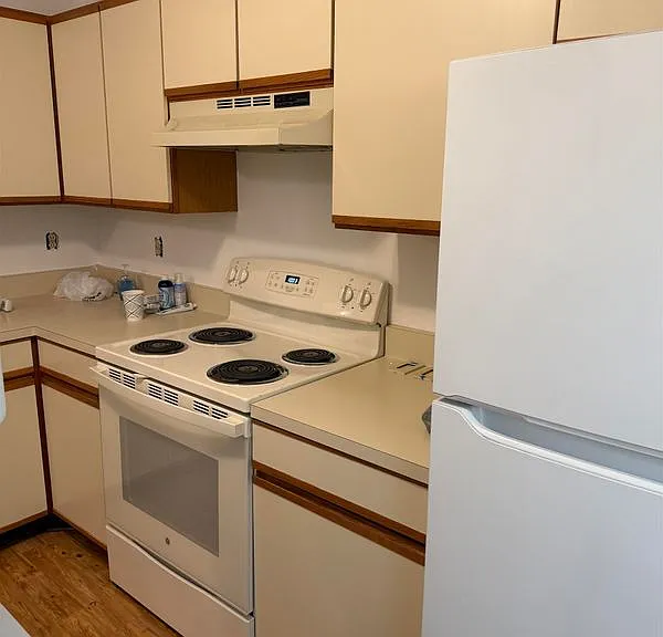 42 Harmony Ln #6 — Photo 3