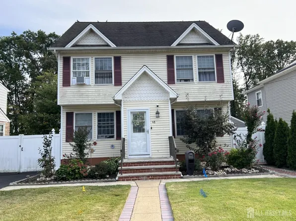 48 Tappen St, Avenel, NJ 07001