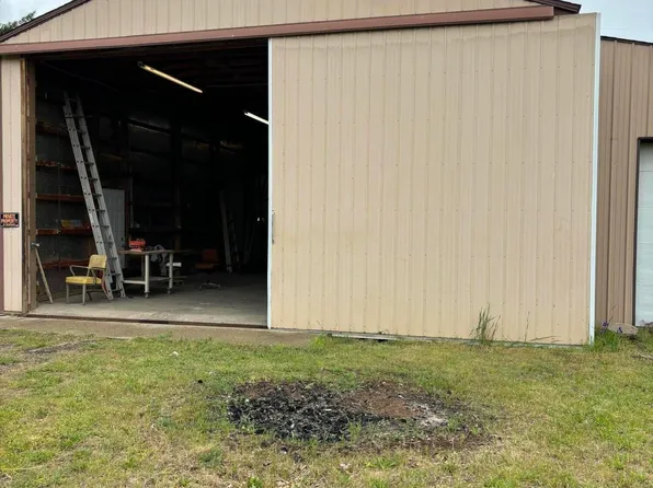 3338 Babylon Rd, Allegan, MI 49010