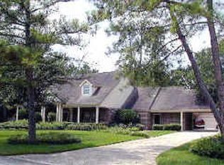 3 Fernglen Dr, Spring, TX 77380