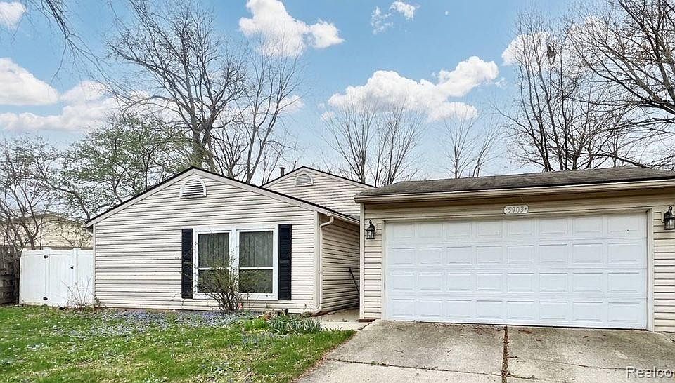 5903 Big Pine Ct, Ypsilanti, MI 48197 Zillow