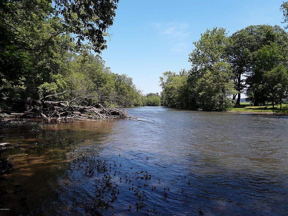 4 Bridge St, Selinsgrove, PA 17870 MLS 2080983 Zillow