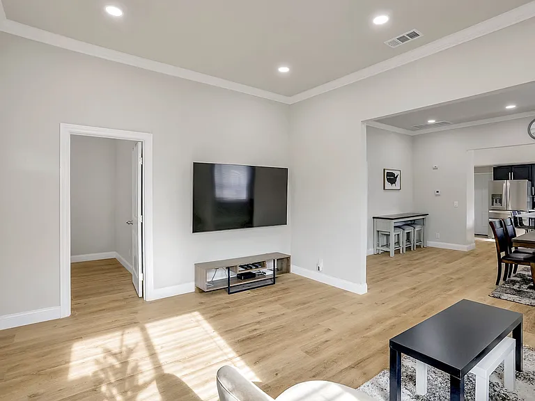 432 N 7th St — Photo 20