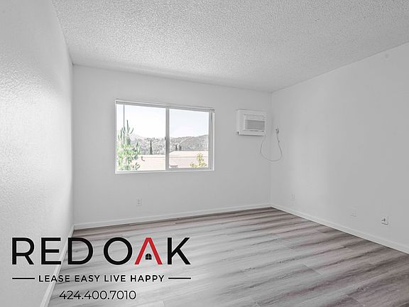 4th image of 10285 Tujunga Canyon Blvd #104