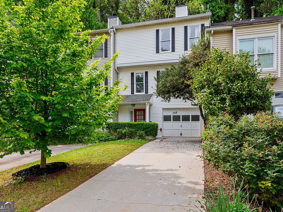 1st image of 568 Stratford Grn