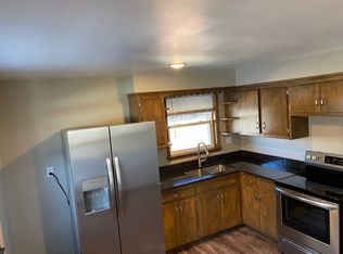 128 Bluff St #3, Dubuque, IA 52001