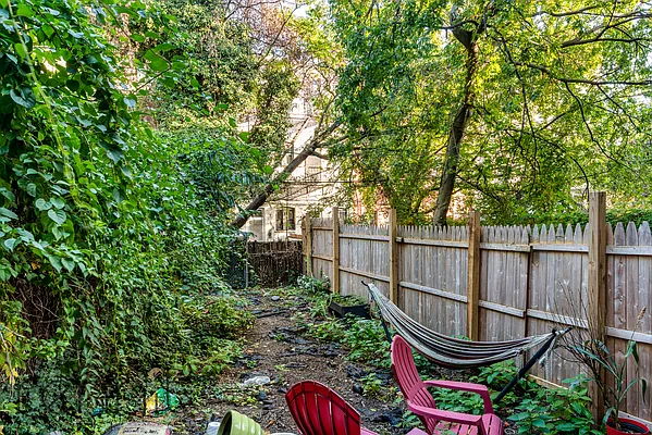 Rented by Rennit Inc. | media 12