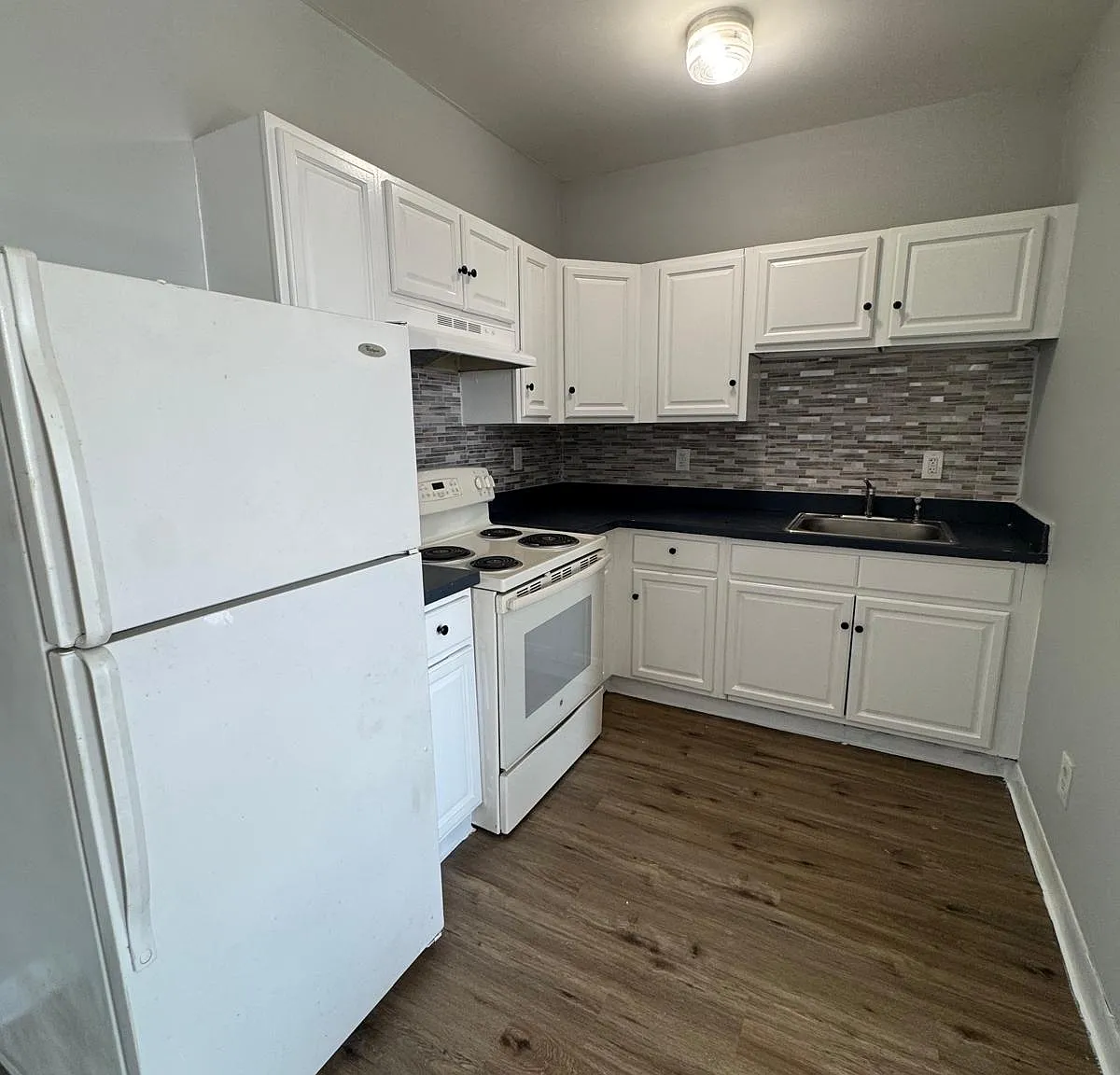 2 bed, $1,700 — Photo 1