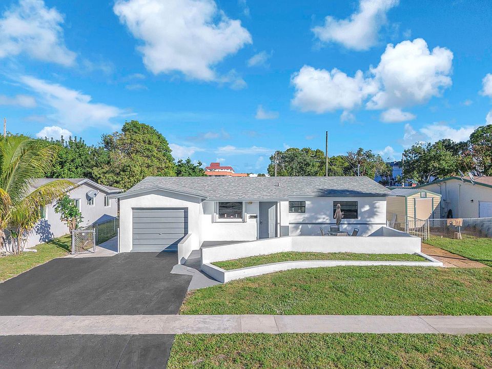 1st image of 2210 NW 50th Avenue