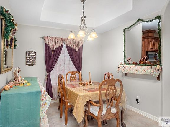 4th image of 2206 E Gartuck Cir