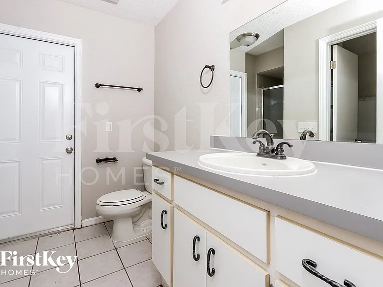 1401 SW Sudder Ave — Photo 9