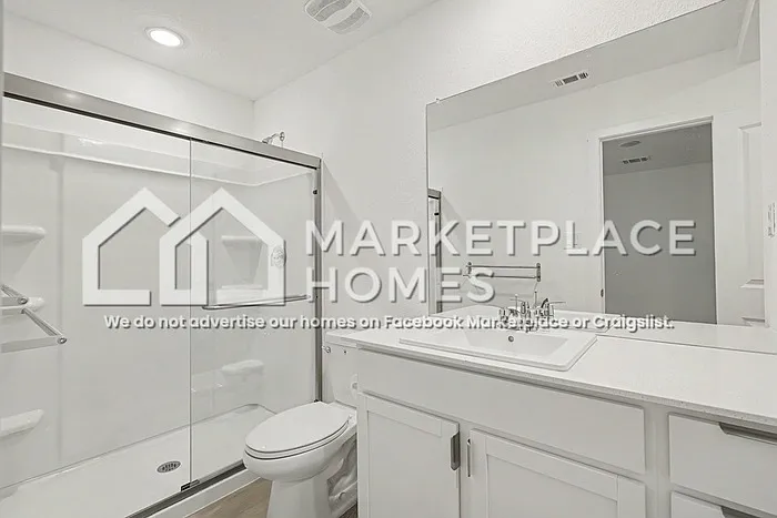 7643 Varo Gln — Photo 15