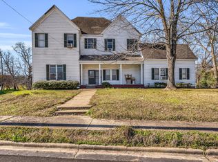 123 Cottrell St, West Pt, MS 39773