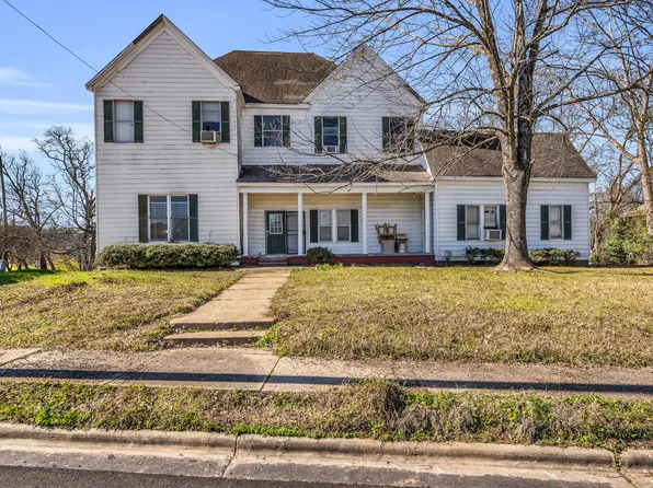 123 Cottrell St, West Pt, MS 39773