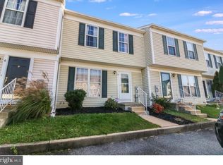 8 Lisa Dr, Newark, DE 19702