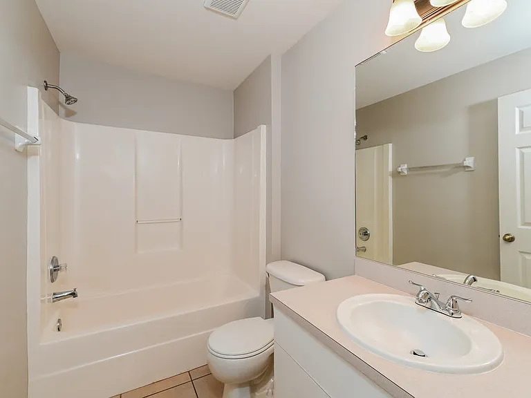 1733 SW 22nd Ln — Photo 15