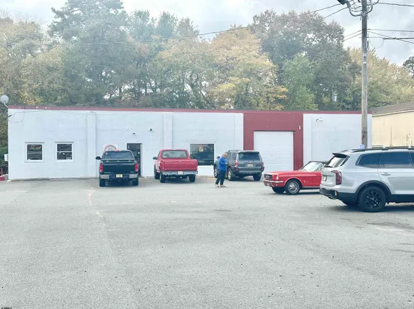 318 E White Horse Pike, Galloway, NJ 08205