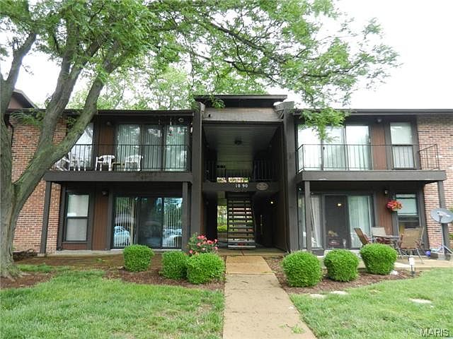1st image of 1090 Mersey Bend Dr APT B