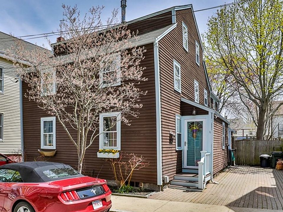 1st image of 11 Olive St #11